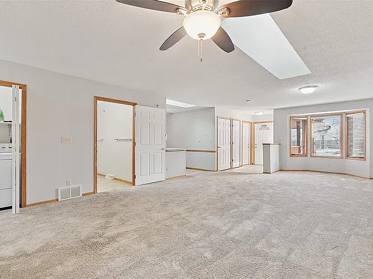 Garnett Place Townhomes — Photo 3