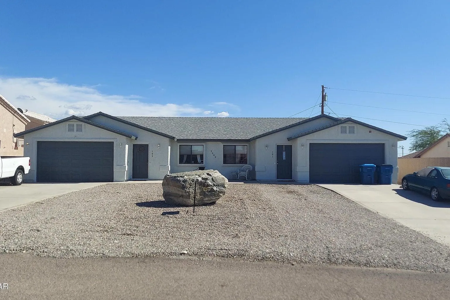 2 bed, 1000 sqft, $1,400 — Photo 1