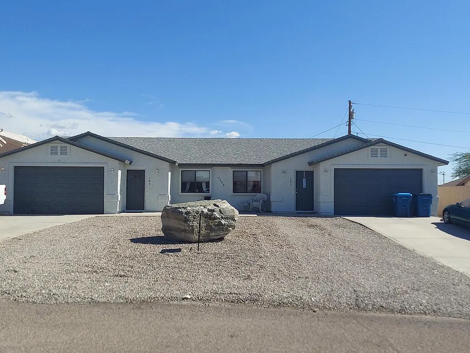 3080 Caliente Dr #102