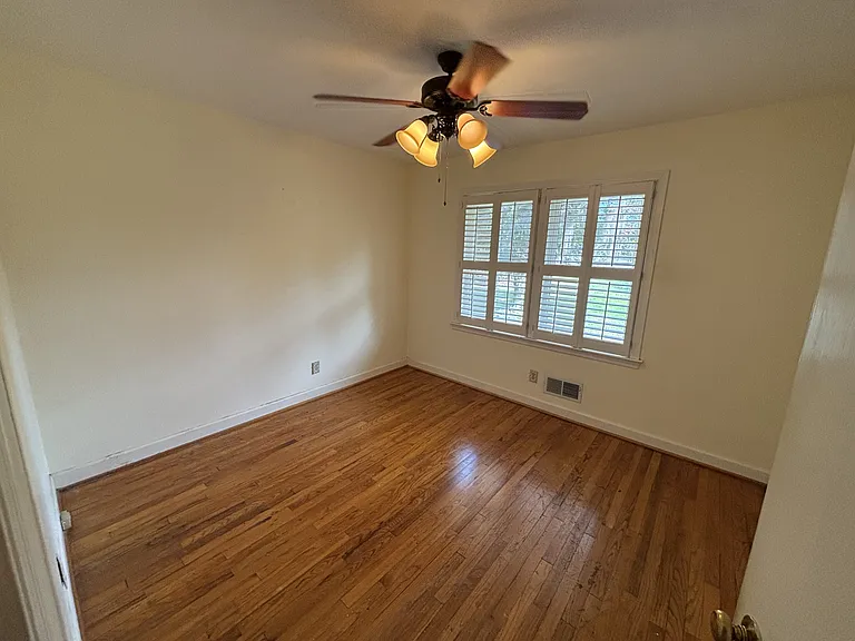 726 Wisteria Dr — Photo 48