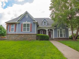 825 N Colonial Dr, Webb City, MO 64870