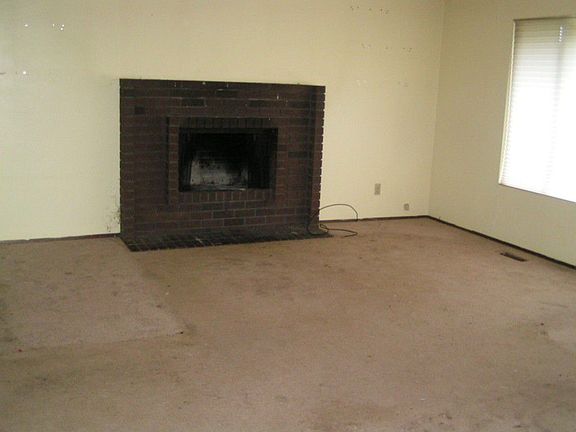 2nd image of 10523 39th Dr NE