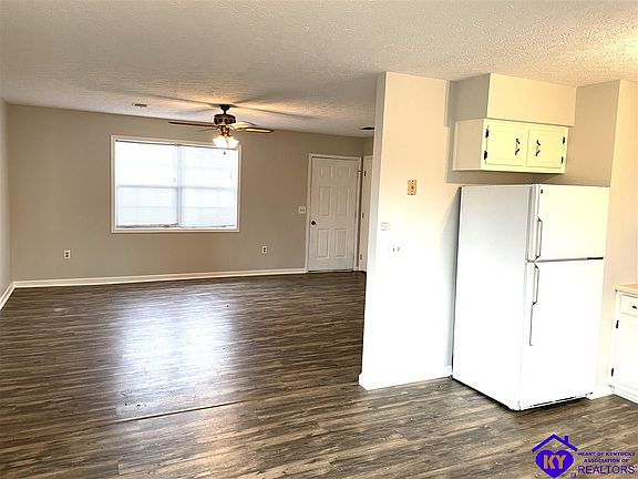 4th image of 603 S Lincoln Blvd