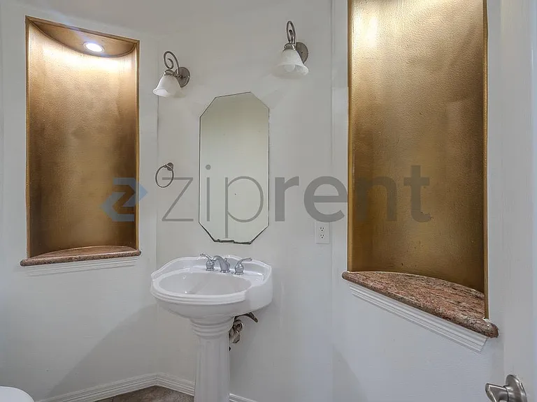 14911 Oxford Way — Photo 38