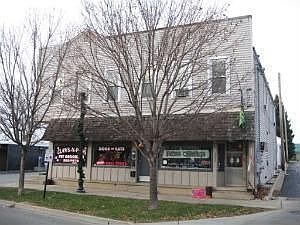 2nd image of 3940 Main St