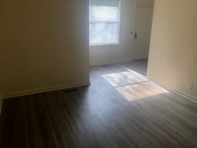 3 bed, 1107 sqft, $1,550 — Photo 3