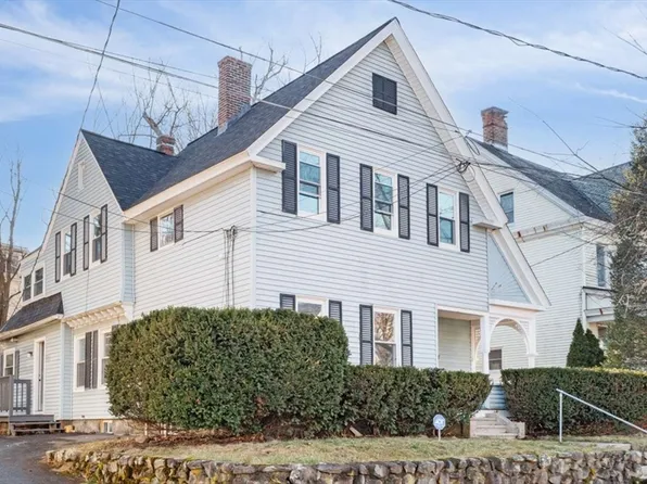 21 Alston Pl, Fitchburg, MA 01420