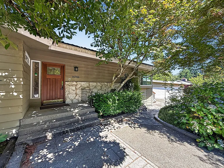 16706 SE 44th St — Photo 39