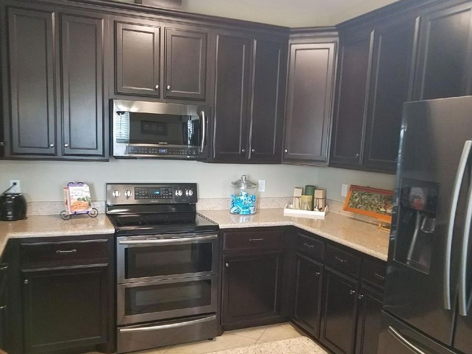 1st image of 4821 Westgate Cir N