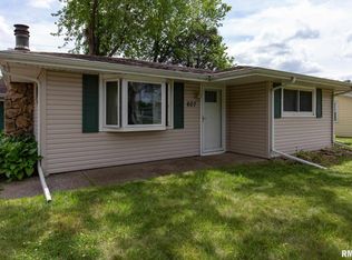 607 14th Ave, Hampton, IL 61256