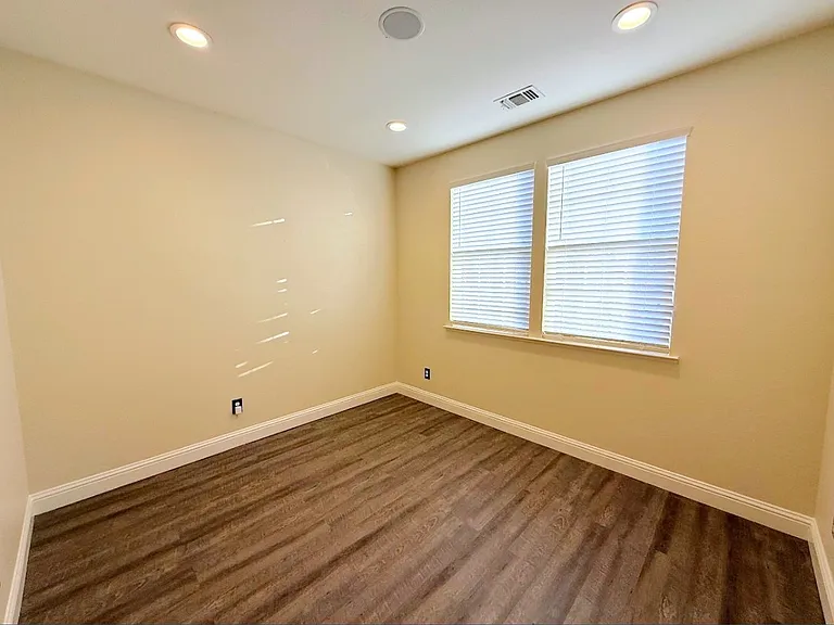 110 Montage Dr — Photo 7