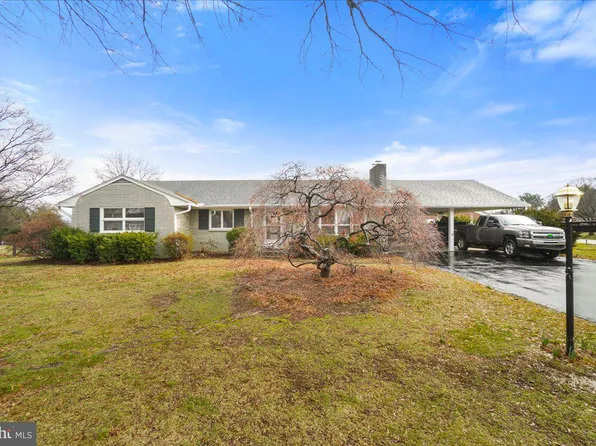 16702 Hampton Rd, Williamsport, MD 21795