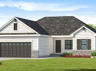 2110 S Broadway St, Grove, OK 74344