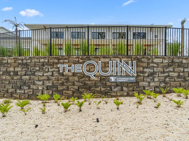 The Quinn Luxury Apartments — Photo 11