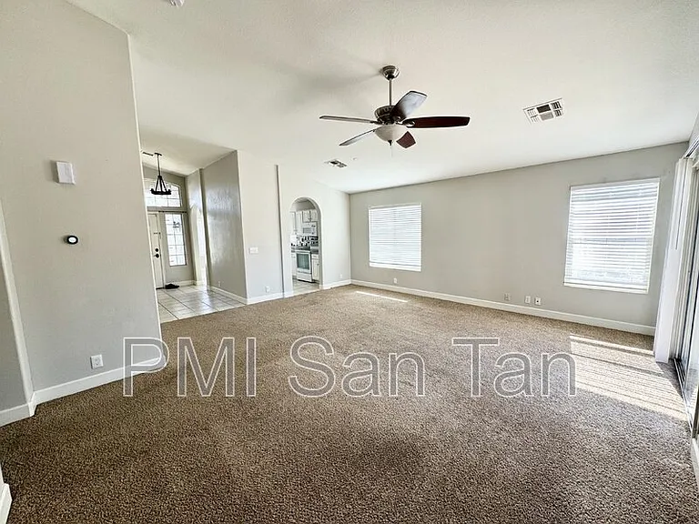 2530 E Jasper Dr — Photo 6
