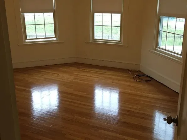 255 South St #255, Waltham, MA 02453