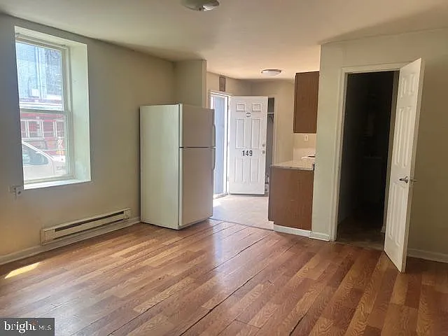 149 E Franklin St — Photo 2