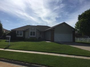 4807 Linden Drive Pl, Kearney, NE 68847