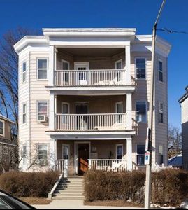 81 Mora St, Dorchester, MA, 02124