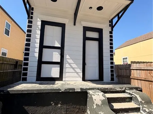 631 S Lopez St, New Orleans, LA 70119