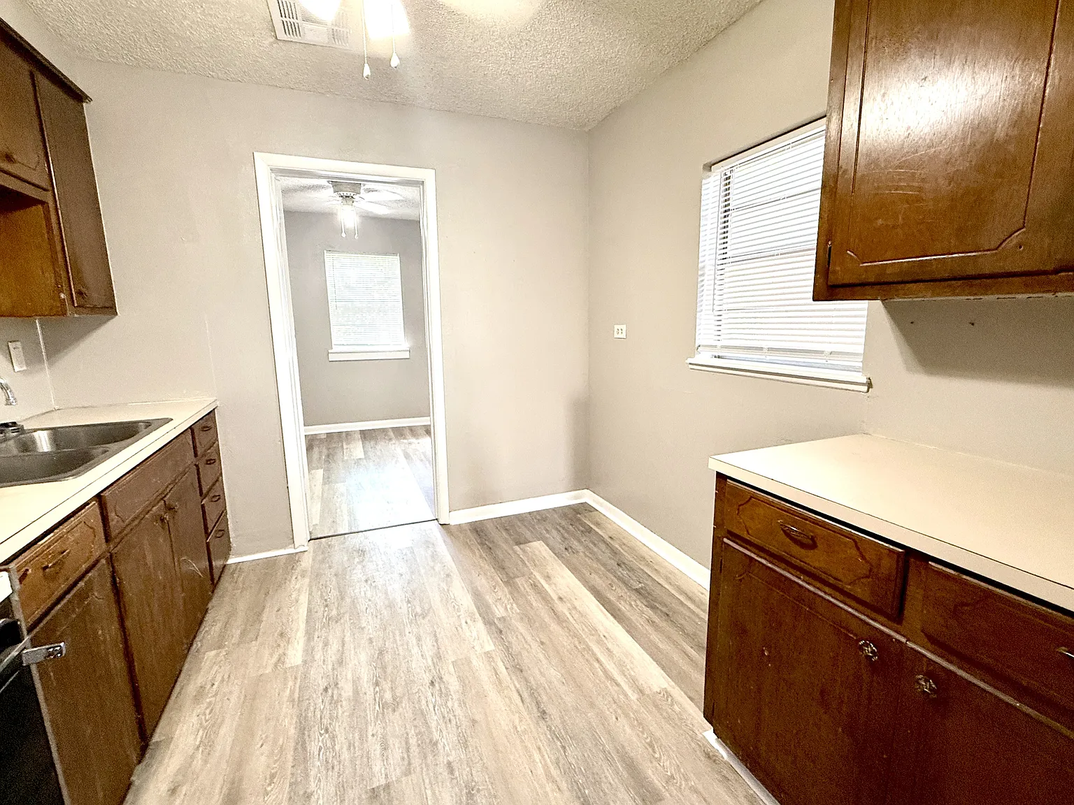 415 C Street Southwest - 1 — Photo 4