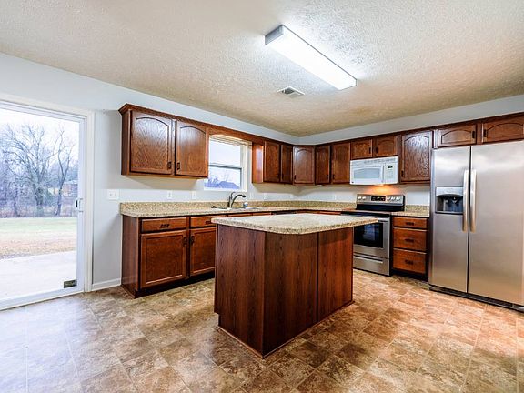 2nd image of 148 Granda Flora Dr