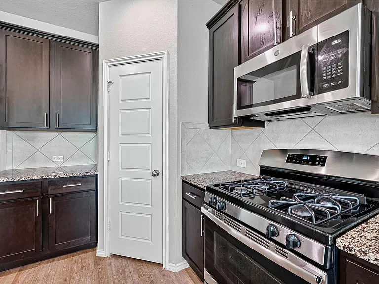 21522 Autumn Summit St — Photo 16
