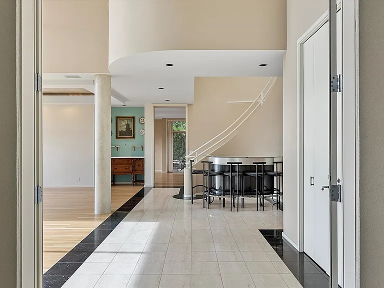 4812 Lake Washington Blvd NE — Photo 10