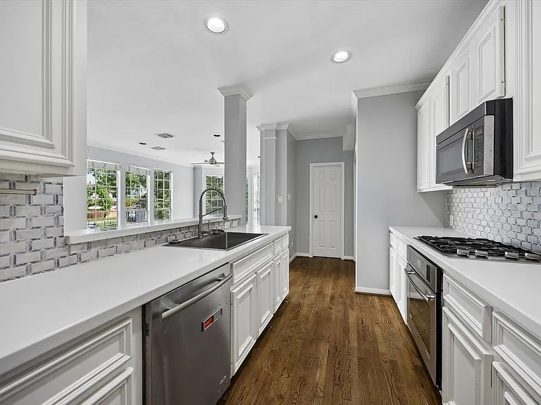 4408 Floyd St #A — Photo 14
