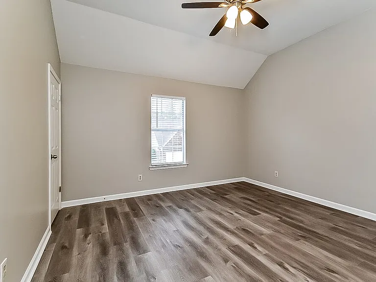 8419 Duval Ave — Photo 9