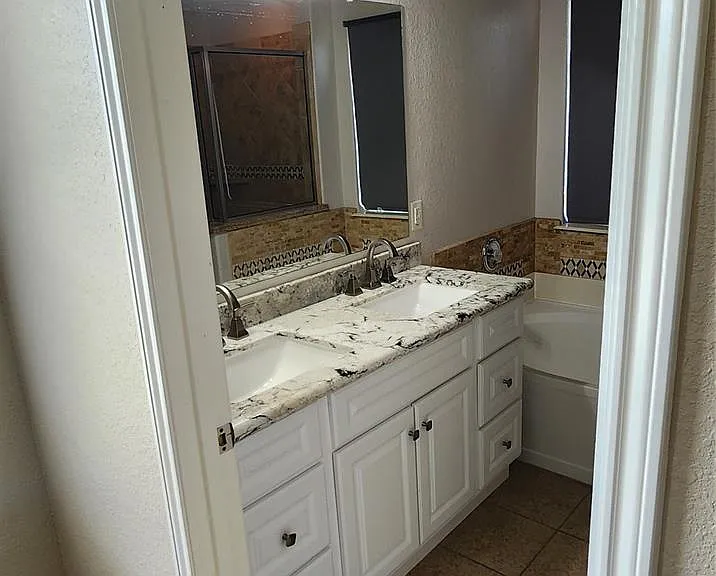 8830 Summerset Meadow Ct — Photo 3