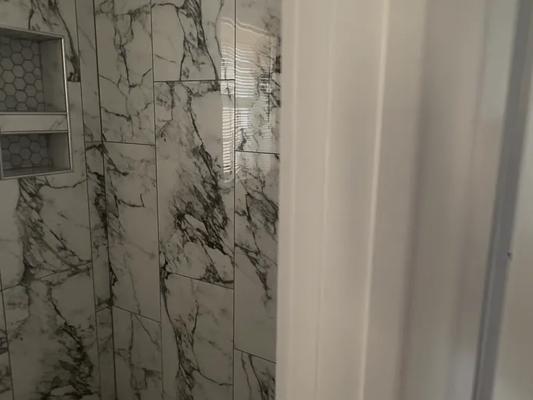 3508 N Robinson Ave #4 — Photo 6