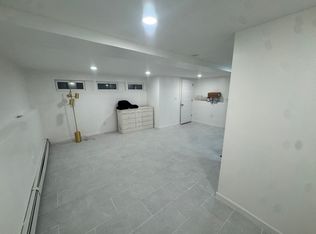 9 Chapin Rd, Farmingdale, NY 11735