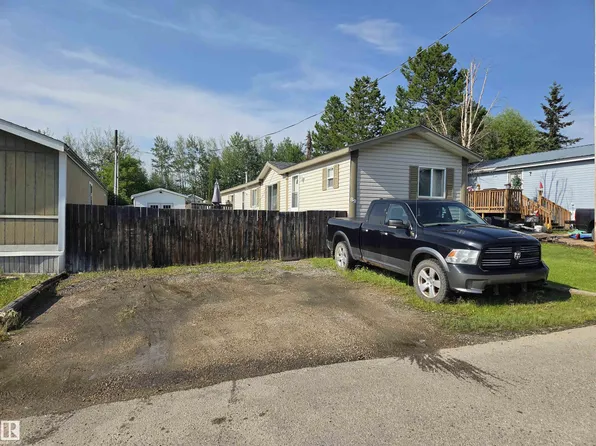 2251 50th St #89, Drayton Valley, AB T7A 0C5