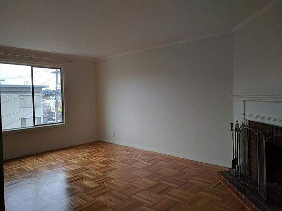 Living Room with window