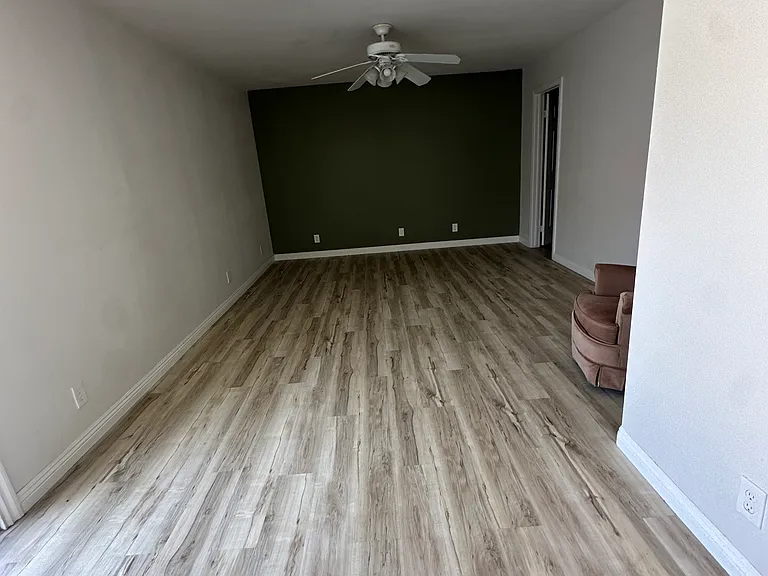 11680 Verbena Dr — Photo 3