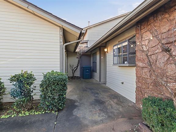 4th image of 1530 Fall Creek Dr