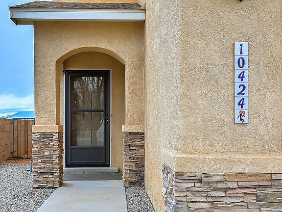 3rd image of 10424 Mullhacen Pl NW