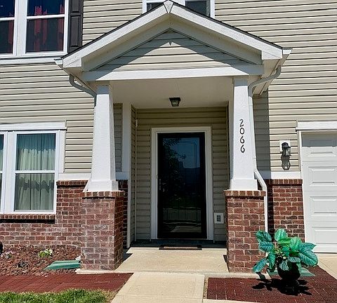 4th image of 2066 Amur Ct