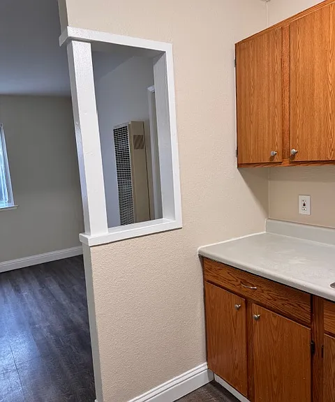 428 Elliot St #8 — Photo 5