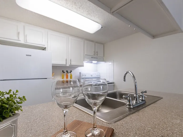 Princeton Court — Photo 11