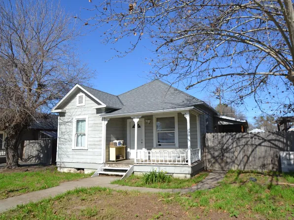 430 W Bush St, Lemoore, CA 93245