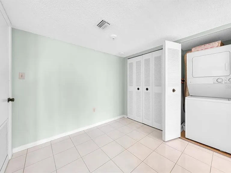 660 Island Way #301 — Photo 30