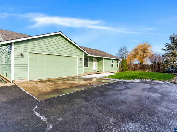 10935 Rees St NE, Donald, OR 97020