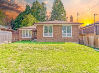 30 Melchior Dr, Toronto, ON M1E 3W5