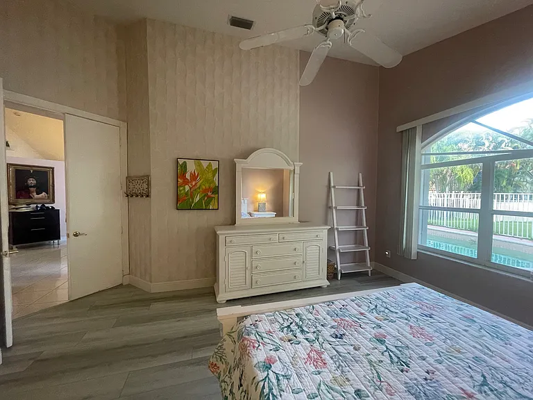 3 Lawrence Lake Dr — Photo 16
