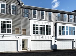 329 Parade St, Cranberry Twp, PA 16066