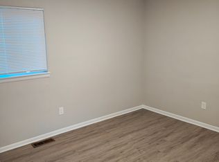 18853 Birmingham St #1, Roseville, MI