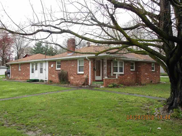 412 N Thomas St, Shelburn, IN 47879