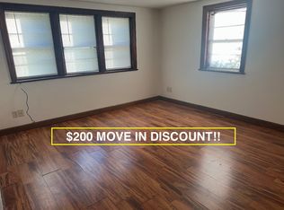 318 E 3rd St APT 5, Albert Lea, MN 56007